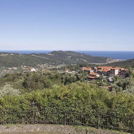 Chiara - Colline Di Andora * Moltedo